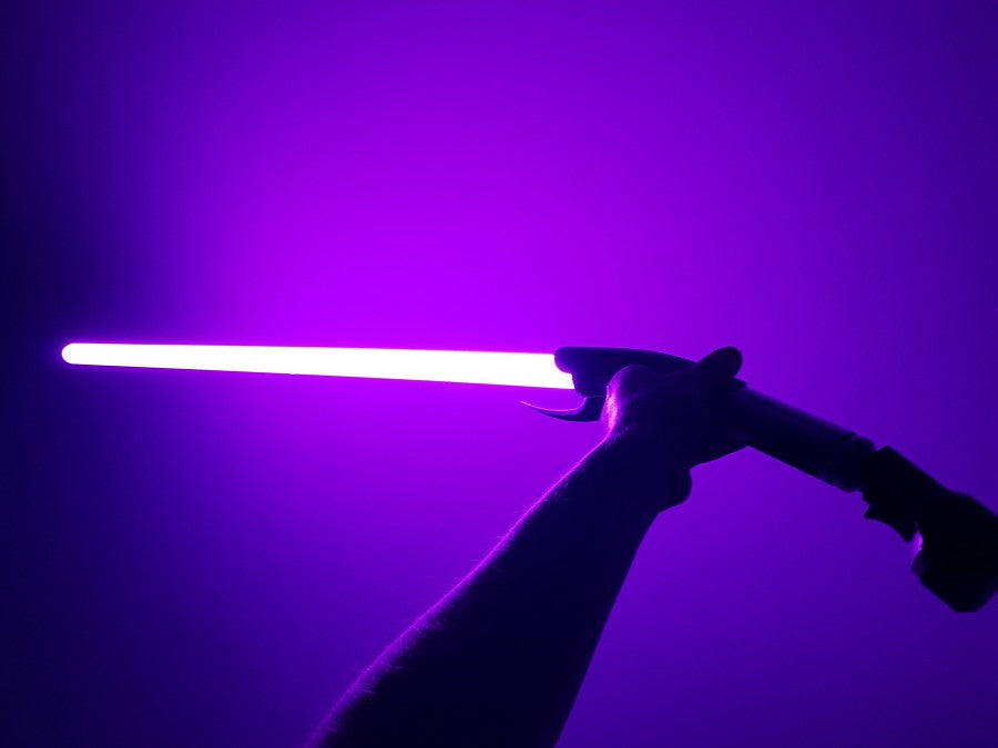 Reparation av trasigt Lightsaber lasersvärd