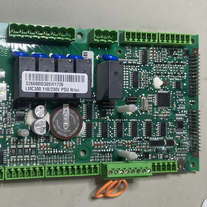 Rengöring oxiderat Styrkort till ventilationsaggregat