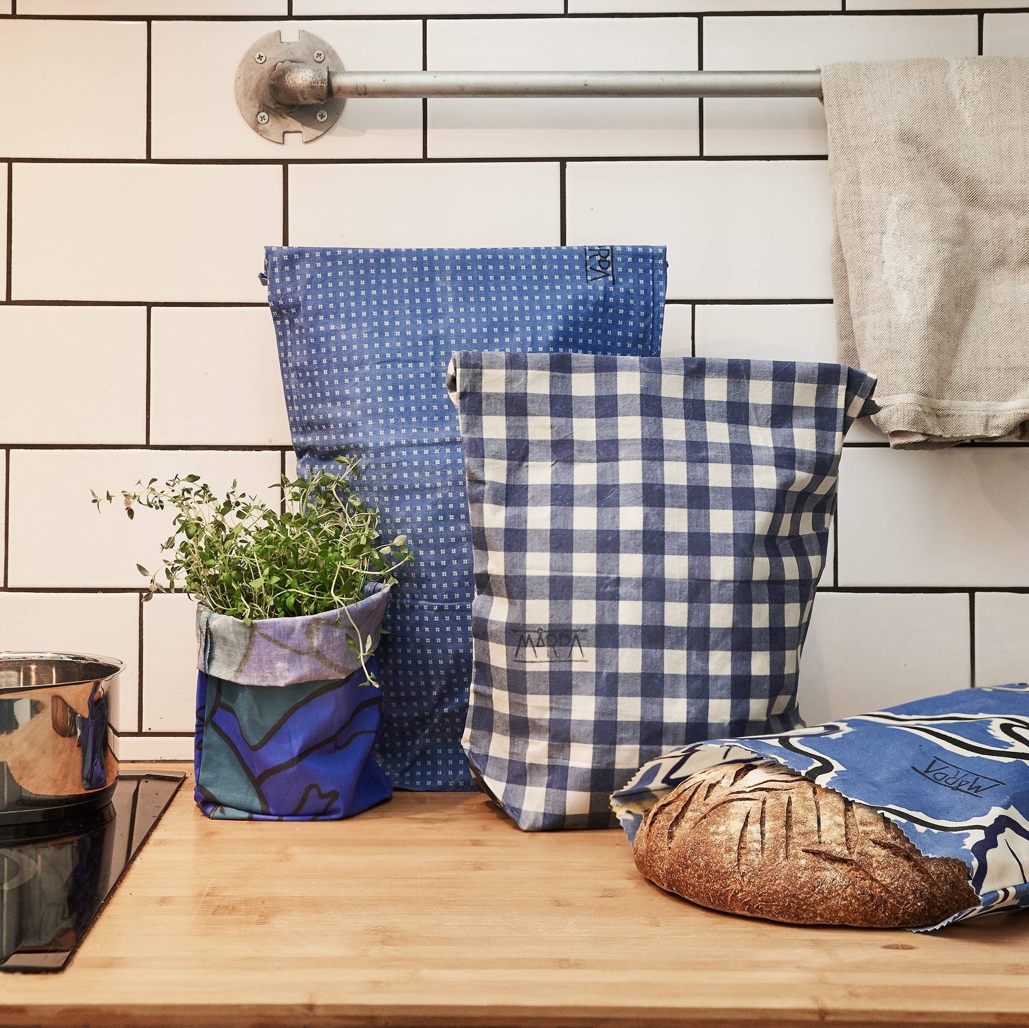 Bivaxpåse Stor  - osorterade, 30x40cm