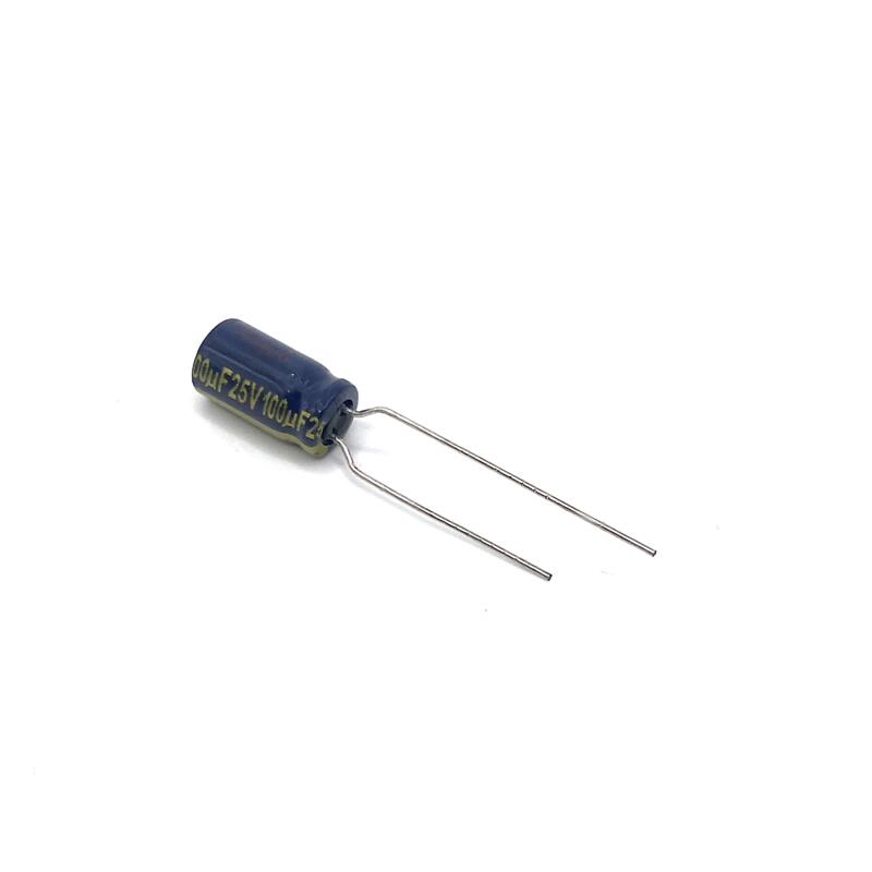 Kondensator 100uF 25V 105C 11.2x6.3mm, elektrolyt EEUFC1E101SB
