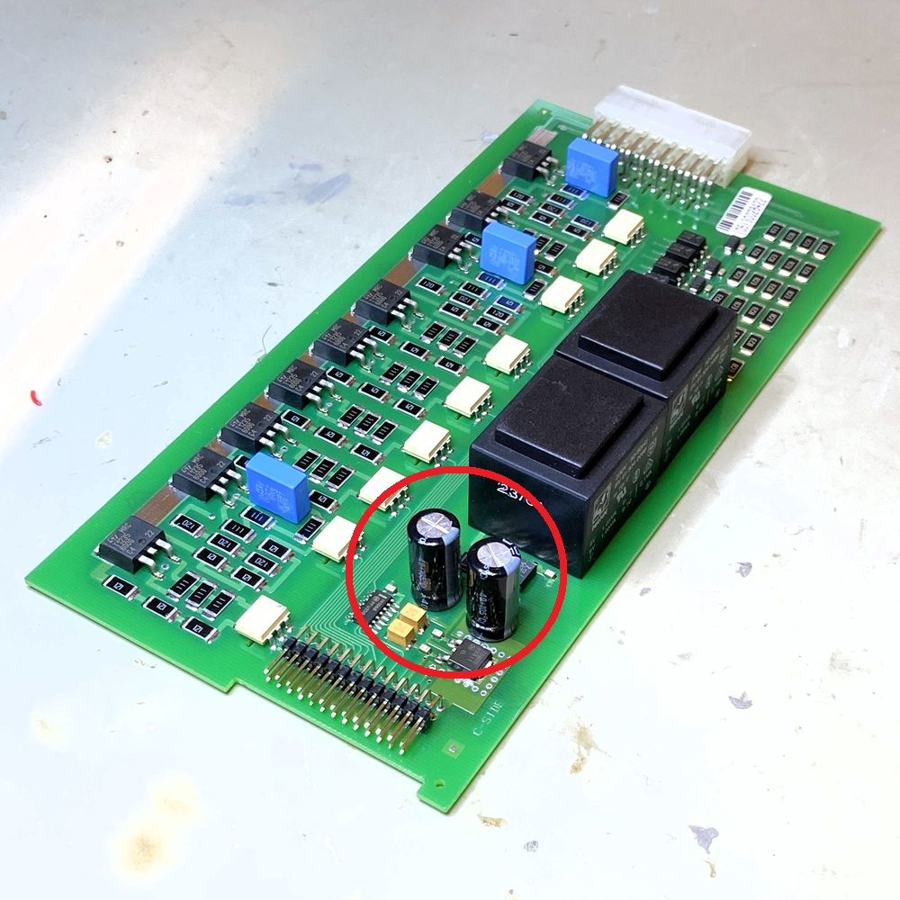 2st kondensatorer till IVT/Bosch/Conlego REGO 600 (637, 637E m.fl) värmepump, reparationskit 1000uF 25V