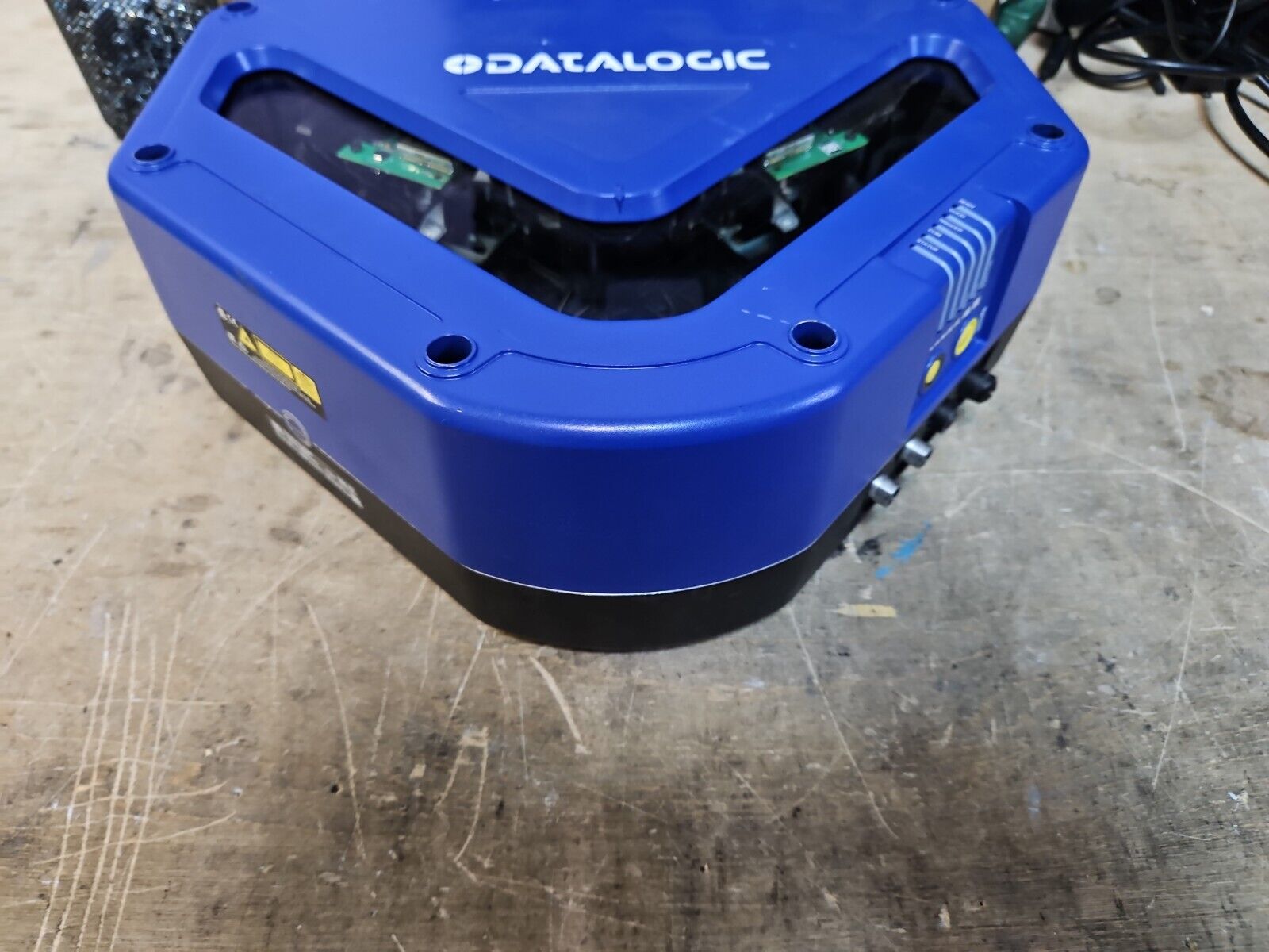 DATALOGIC DX8210-4100 Standard Resolution Extended, BEGAGNAD streckkodsläsare