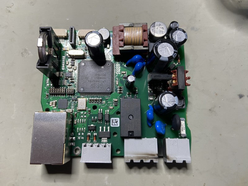 Trasig varistor på kretskort