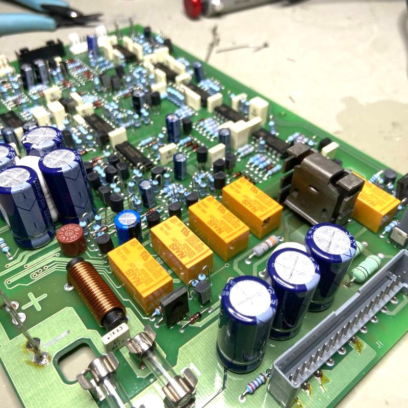 Kretskort med bränd mosfet - Truma-värmare till husbil, reparation