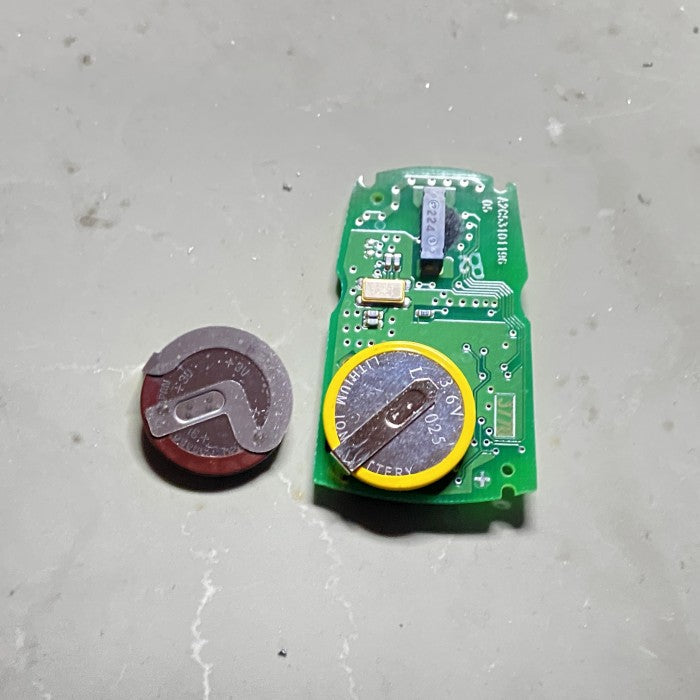 Bilnyckel körd i tvättmaskinen - Trasig