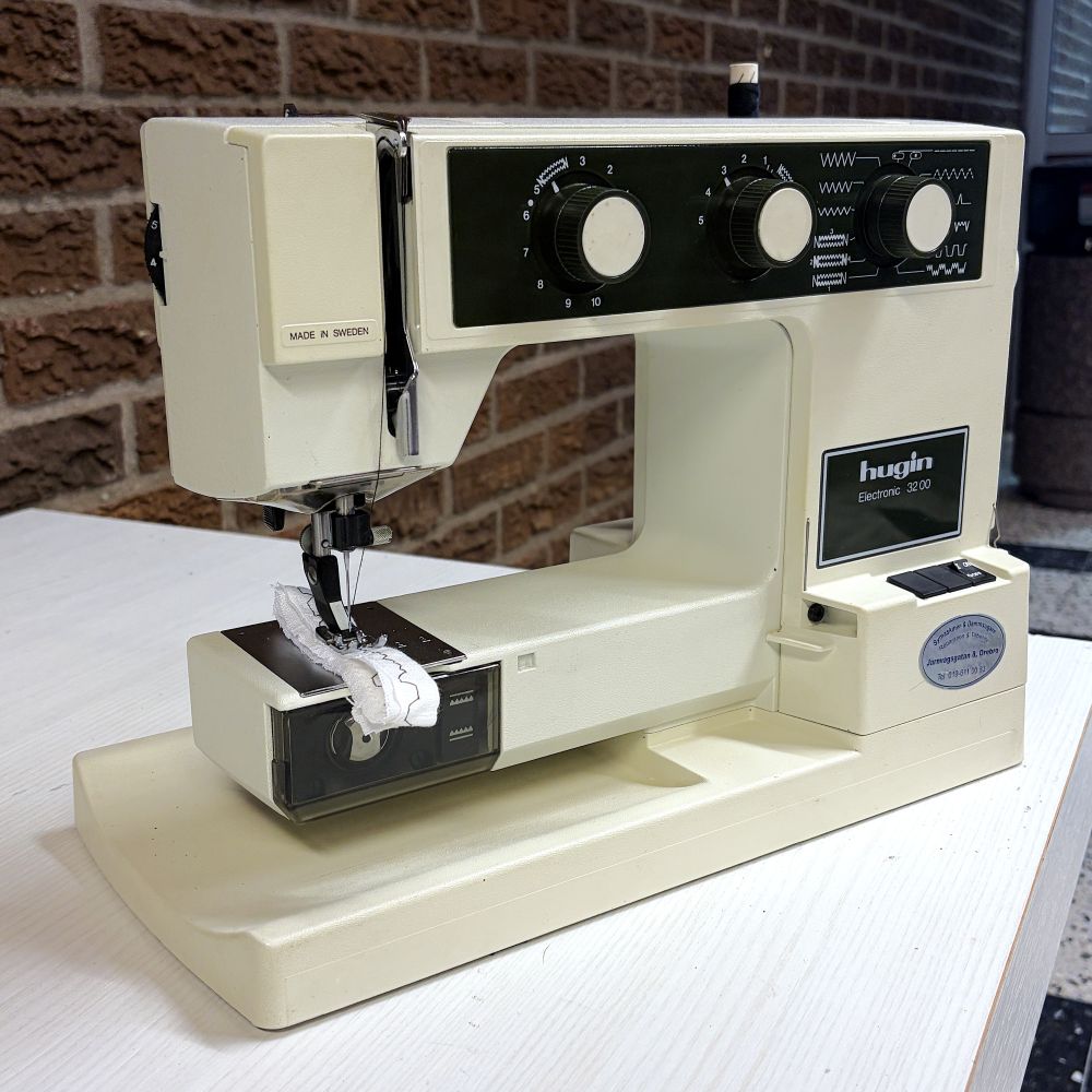 Reparation & service av Hugin 3200 symaskin - startar ej