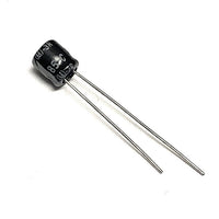 Multicomp Pro elektrolytkondensator 47uF 10V - MCUMR10V476M5X5