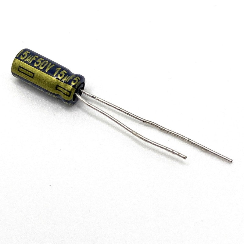 Kondensator 15uF 50V 105C 11x5mm, elektrolyt EEU-FC1H150H
