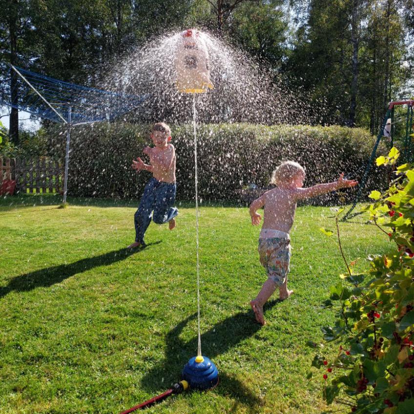 Roterande vattenraket för lek & trädgård