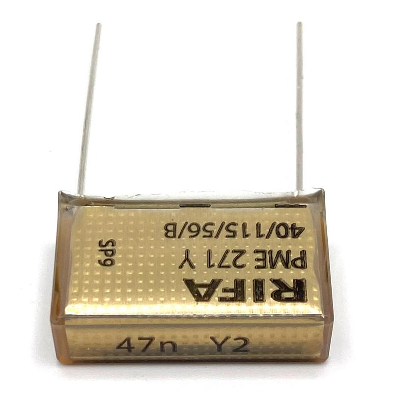 KEMET RIFA PME271 Y2 Kondensator 0.047uF (47nF) 300VAC 110C 27x8x17mm, PME271YD5470MR30 RM22.5mm