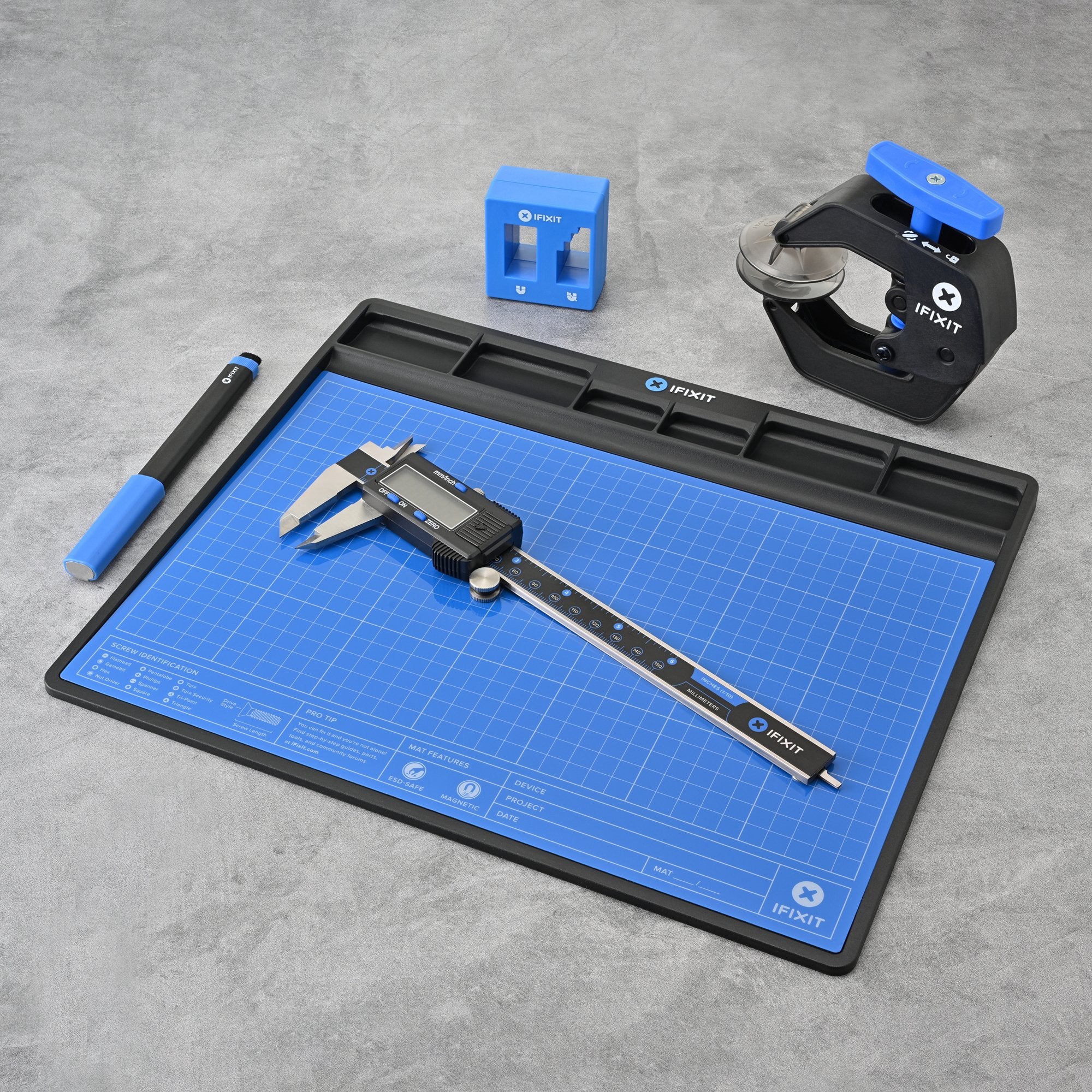 iFixit Repair Business Toolkit - Komplett verktygssats för professionella elektronikreparationer, 64+ bits IF145-278-20